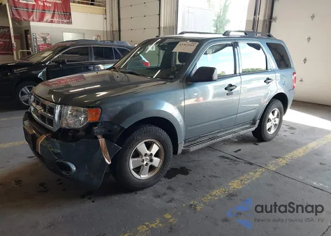 2012 Ford Escape Xlt z USA, uszkodzony, nr VIN 1FMCU0D73CKB33090